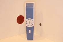 Load image into Gallery viewer,  Red Infrared Vein Finder Adult Baby Vein Finder Viewer Transilluminator
