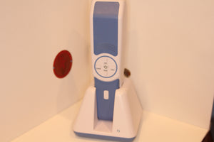 Portable UV Light Vein Finder / Locator (Charger Included) 